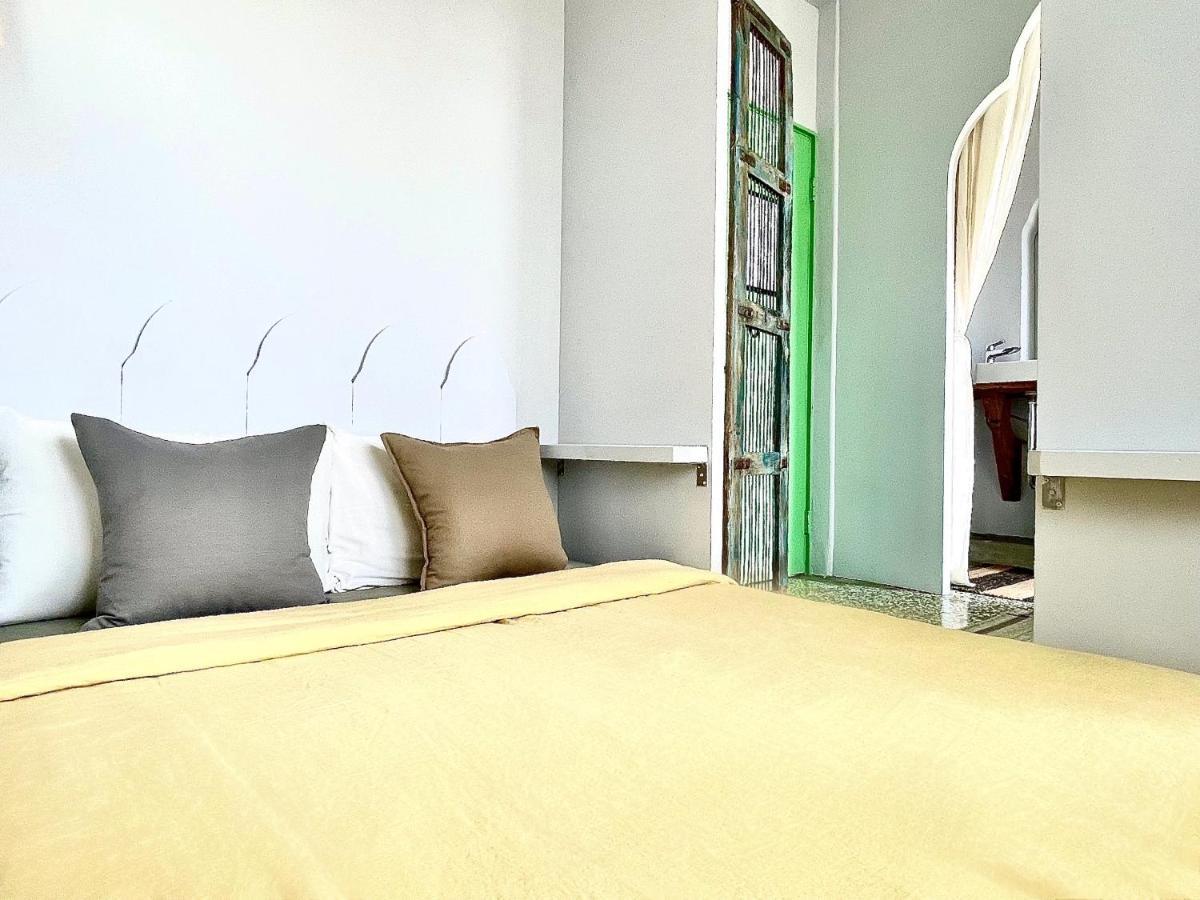 No 79 In Tainan Apartment Exterior photo